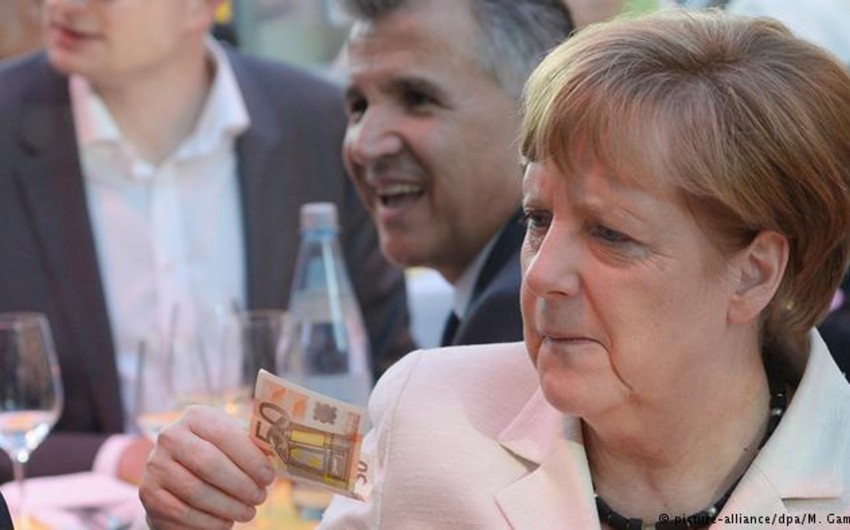 Almaniya vətəndaşlarının 64 faizi Merkelin 4-cü kabinetinə müsbət yanaşmır
