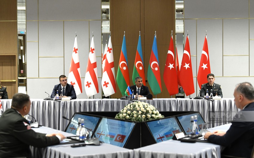 Министры обороны Азербайджана, Грузии и Турции обсудили перспективы развития сотрудничества