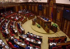 KİV: Paşinyanın partiyasından olan deputatlar vətəndaşları Azərbaycanla sülh müqaviləsi barədə məlumatlandırırlar