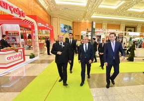 Azerbaijan's Minister of Economy attends international exhibition in Turkmenistan