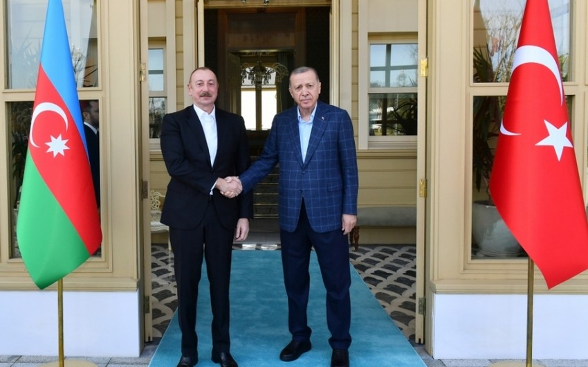 Ильхам Алиев поздравил Реджепа Тайипа Эрдогана с победой на президентских выборах