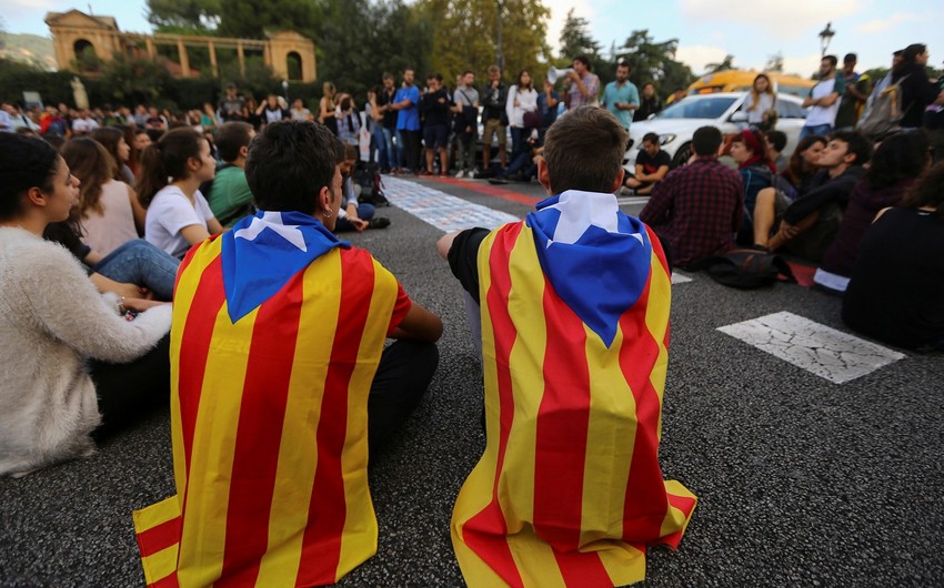 Barselonada nümayişçilərlə polis arasında toqquşmalar baş verib - VİDEO