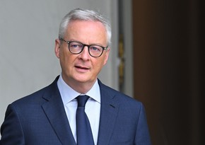 Министр экономики Франции сбил велосипедиста в Париже  