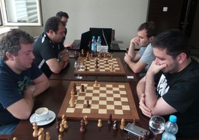 Azerbaijani chess players left for training in Gabala