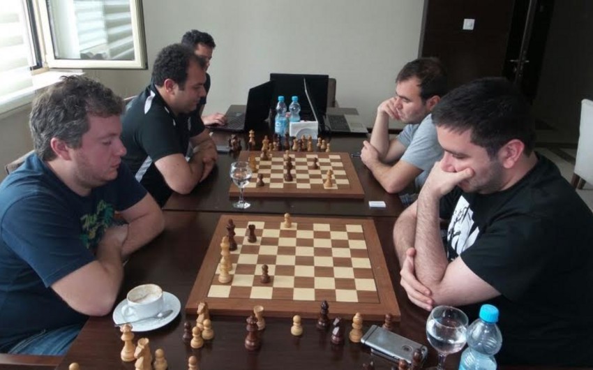 Azerbaijani chess players left for training in Gabala