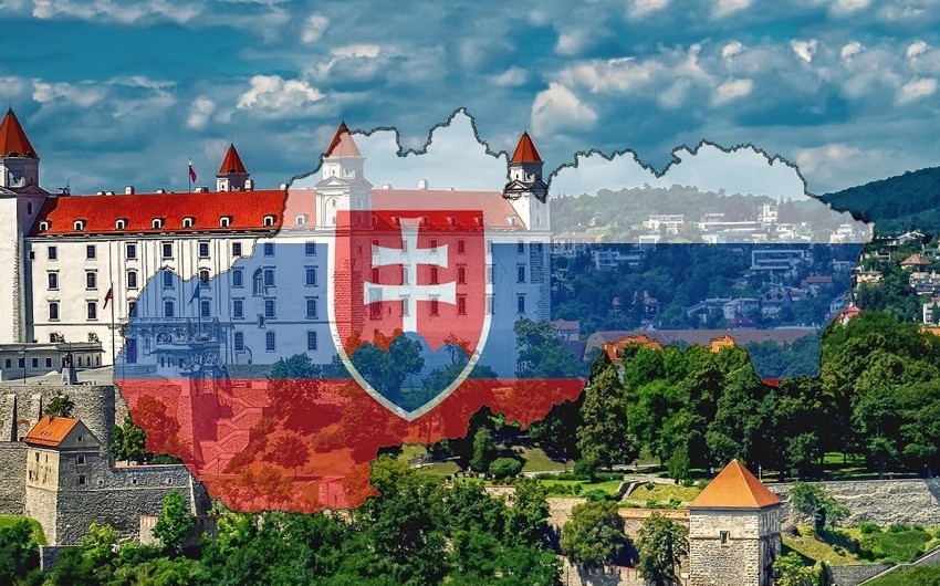 Slovakiyada kommunist partiyası cinayətkar təşkilat elan edilib