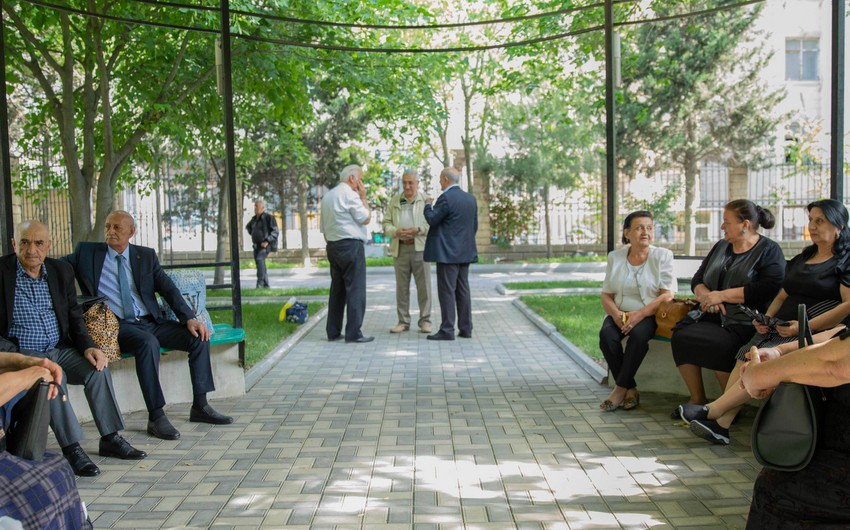 Azerbaijani pensioners visit Shusha 