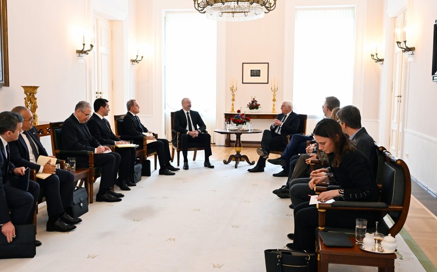 President of Azerbaijan Ilham Aliyev holds expanded meeting with President of Germany Frank-Walter Steinmeier