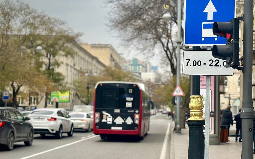 Bakıda daha bir ərazidə avtobus zolağı ilə bağlı yol nişanı quraşdırılıb