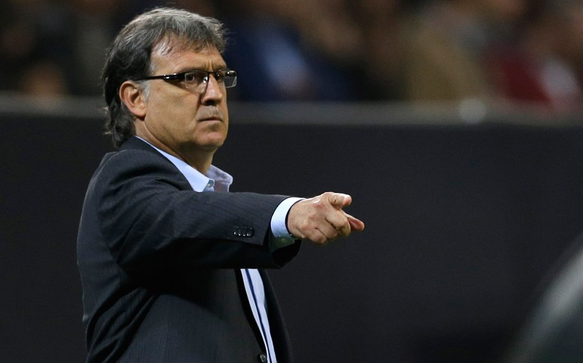 Argentina coach resigns