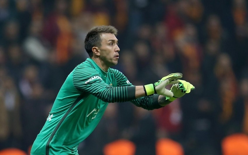 KİV: Muslera mövsümün sonunda Qalatasaraydan ayrılacaq