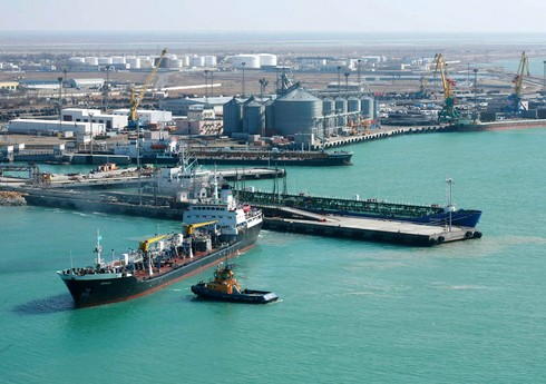 Азербайджан может через порты Казахстана доставлять грузы к Черному морю