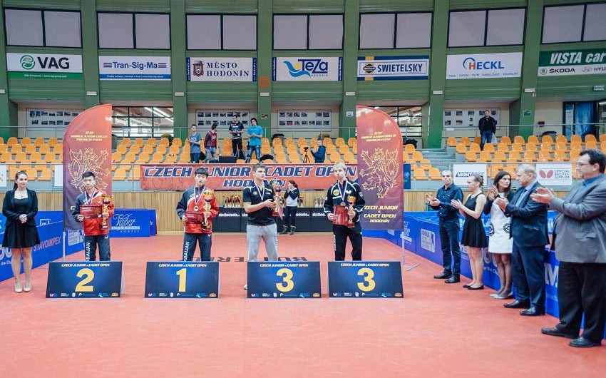Gənc stolüstü tennisçilər Azərbaycan yığmasına 2 medal qazandırıb