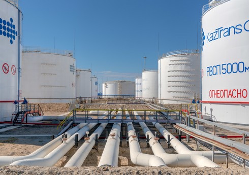 Казахстан отгрузит партию нефти с месторождения "Кашаган" через Азербайджан