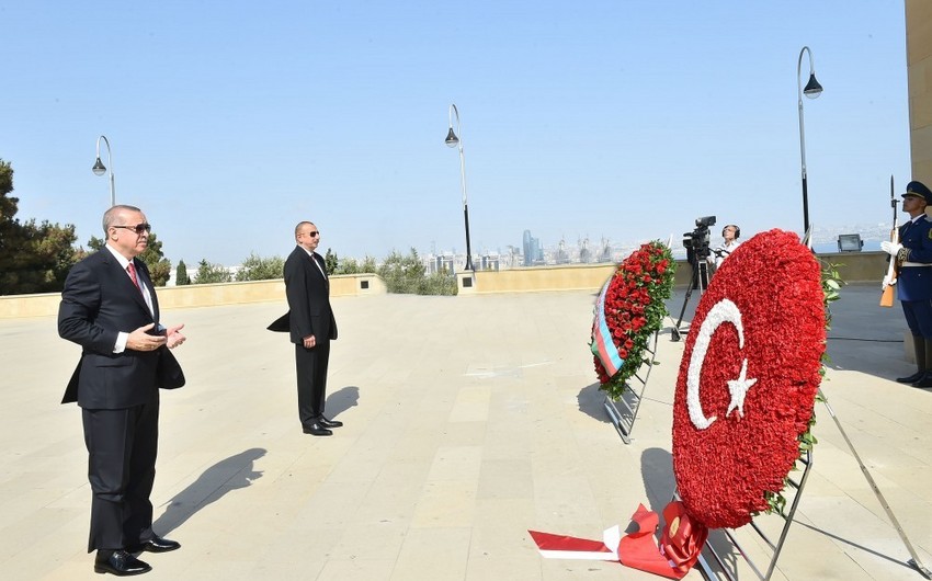 Ильхам Алиев и  Реджеп Тайип Эрдоган посетили Шехидляр хиябаны