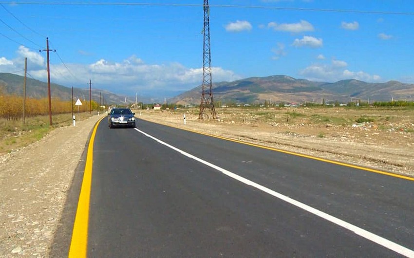 Ağsuda 9 yaşayış məntəqəsini birləşdirən yollar yenidən qurulub