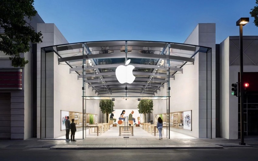 Apple closes all stores for two weeks due to coronavirus outbreak