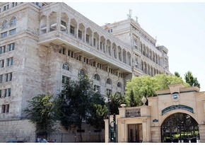 ​​​​​​​Azərbaycan Tibb Universitetinin binası təmir edilir 