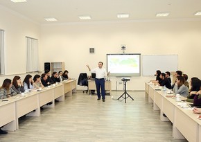 BP Vice President Bakhtiyar Aslanbayli conducts master class for MBA students at BHOS