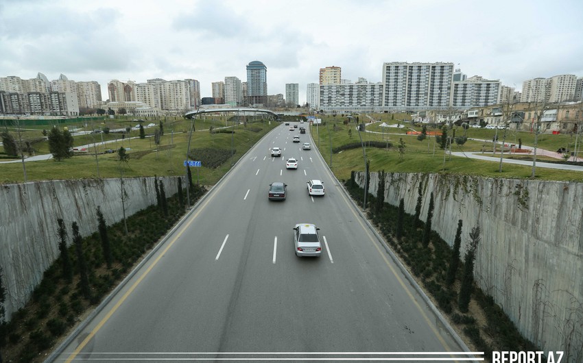 В Азербайджане полностью прекращено межрайонное и междугороднее транспортное сообщение