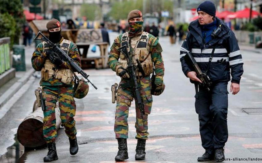 ​Центральный район Брюсселя эвакуирован из-за подозрительного свертка