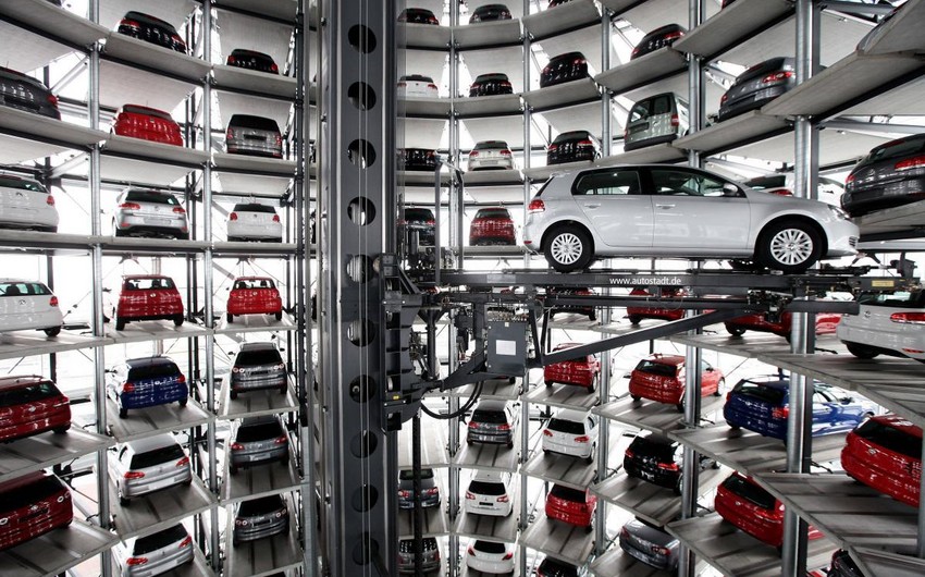 Avtomobil sayı çox, saxlama yeri isə az: parklama binaları niyə inşa edilmir? - RƏY