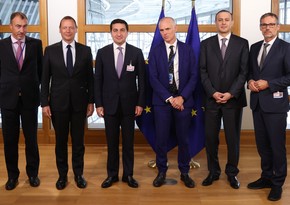 В Брюсселе состоялась встреча помощника президента Азербайджана с секретарем СБ Армении