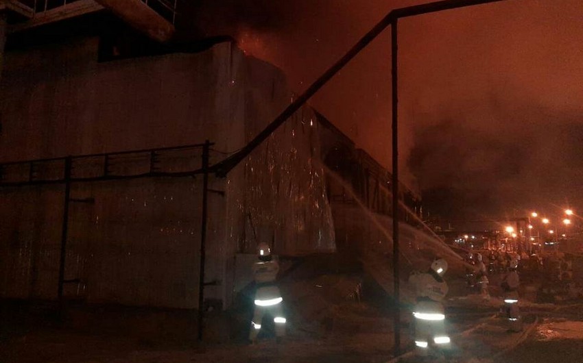 На газоперерабатывающем заводе в Казахстане произошел пожар