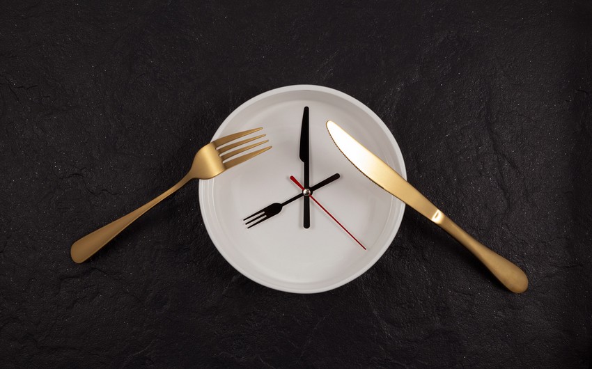 Scientists: 14-hour fasting improves hunger, mood and sleep