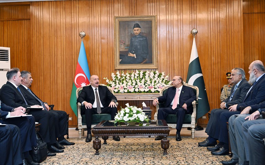 President of Azerbaijan Ilham Aliyev holds expanded meeting with President of Pakistan Asif Ali Zardari in Islamabad