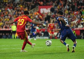 Lamin Yamal UEFA Millətlər Liqası tarixində qol vuran ən gənc futbolçu olub