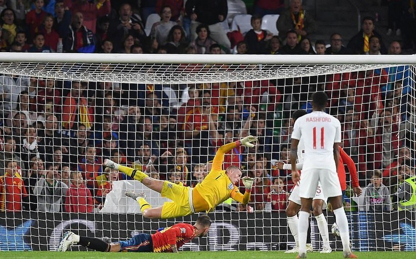Дубль Стерлинга принёс сборной Англии победу над Испанией в Лиге наций