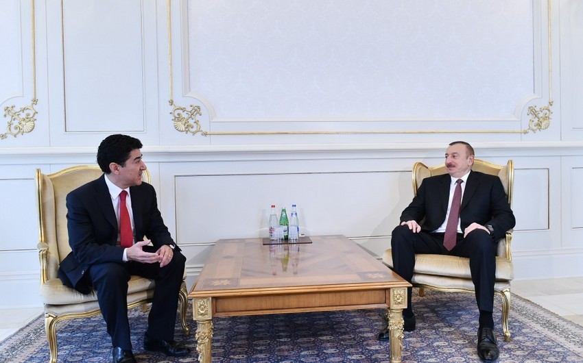 President Ilham Aliyev receives credentials of Ecuadorian and Chilean ambassadors