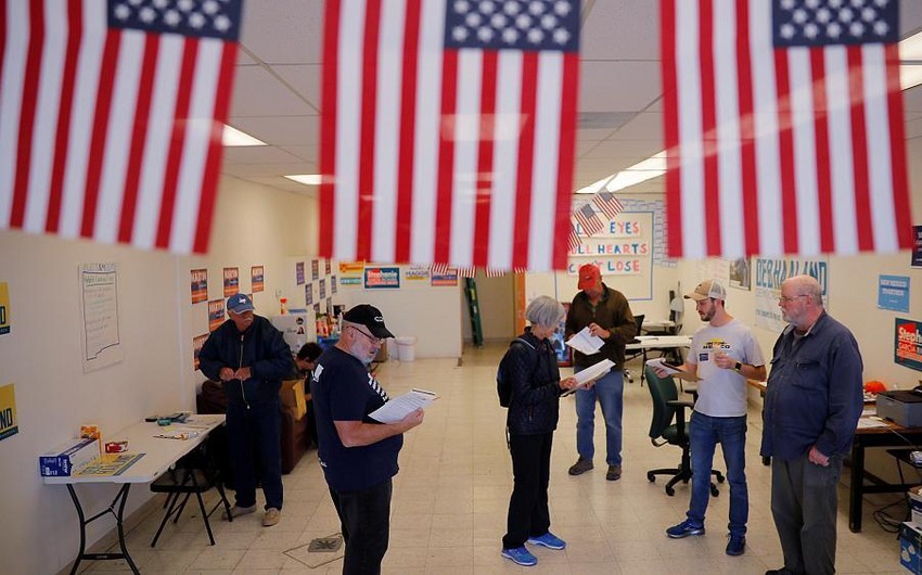 На востоке США закрылись первые избирательные участки