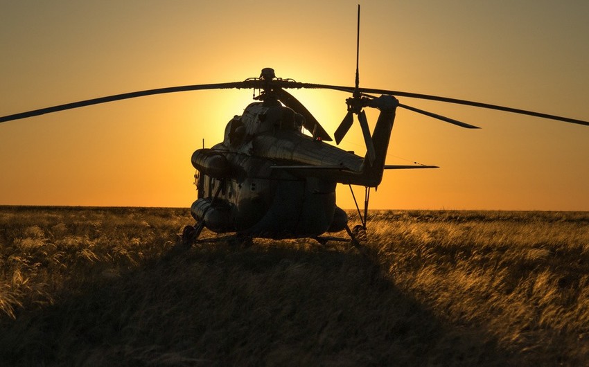 Один человек погиб после крушения вертолета с альпинистами на борту в Таджикистане-СМИ  - ОБНОВЛЕНО