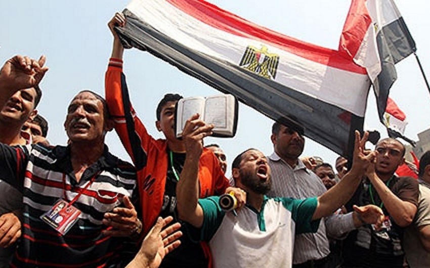 В Египте приговорили к пожизненному заключению лидера Братьев-мусульман