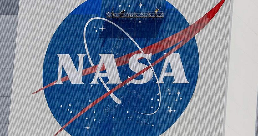NASA qərargahının əməkdaşları Trampın sərəncamından sonra tarakanlardan şikayət ediblər