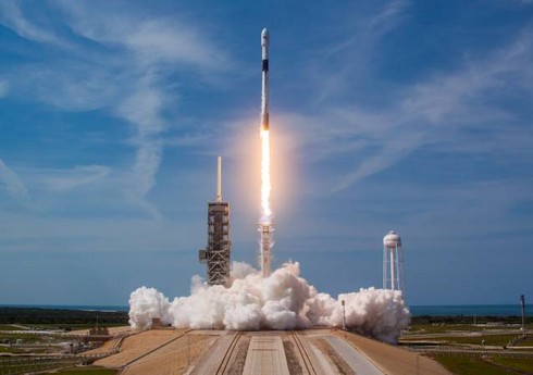 SpaceX вывела на орбиту очередную партию со спутниками Starlink
