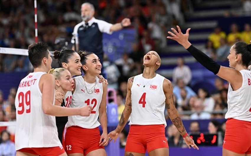 Paris-2024: Türkiyənin voleybol millisi bürünc medal uğrunda matçda məğlub olub