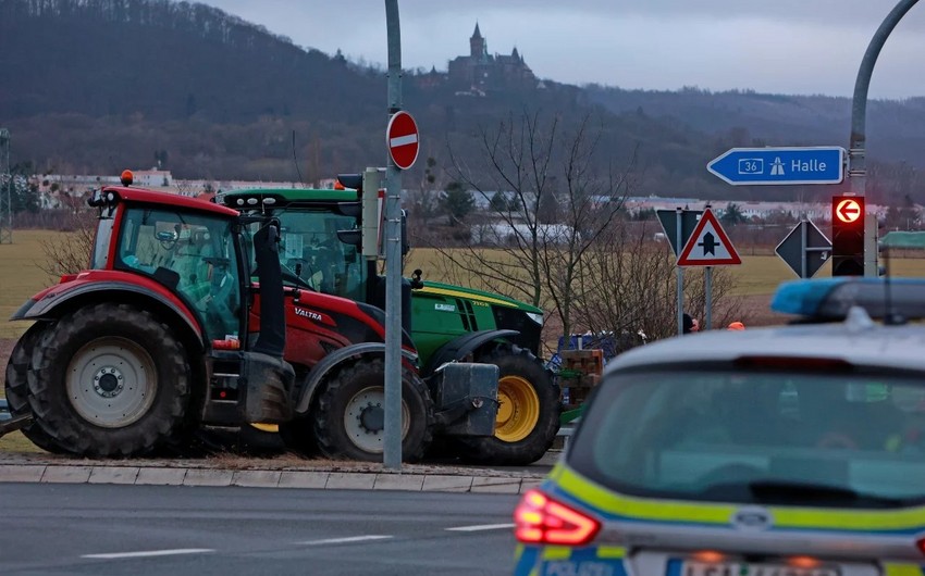 В Германии фермеры на тракторах блокировали подъезды к аэропорту Франкфурта