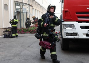 В центре Москвы загорелось здание конца XIX века