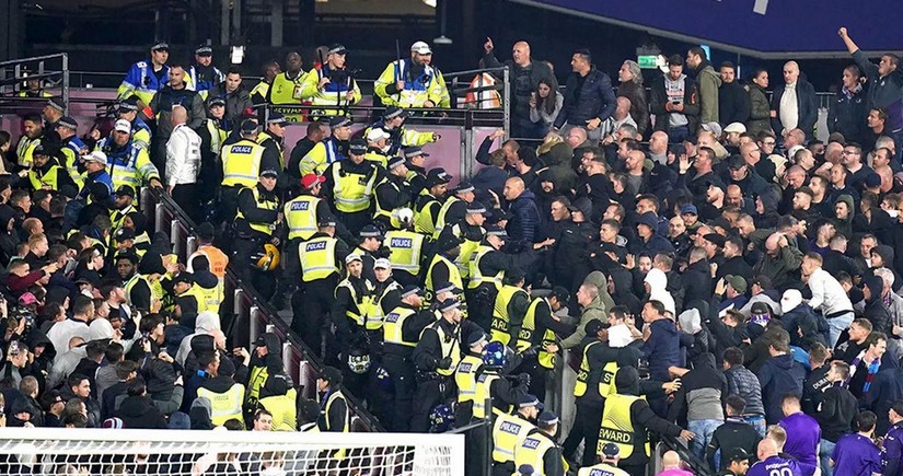 8 Anderlecht fans arrested for rioting against Real Sociedad in Europa League