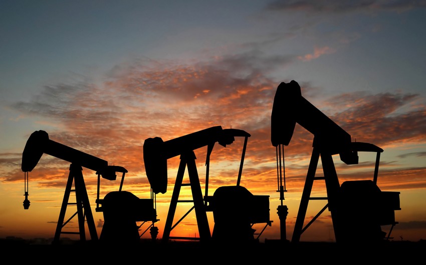 Azerbaijani oil price slightly up on markets