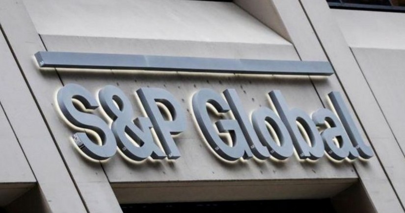 S&P starts evaluation of Azerbaijan's fintech market