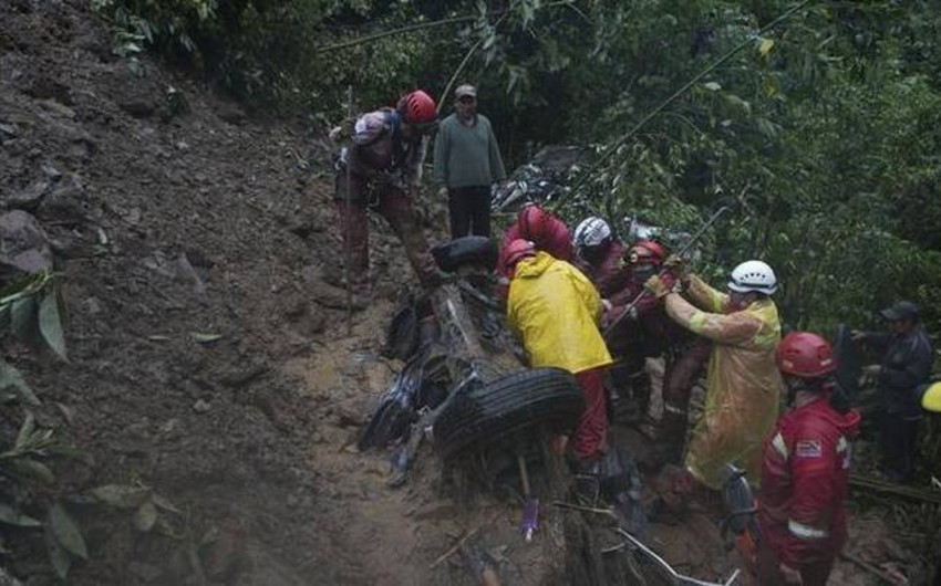 Landslide in Bolivia claims 16 lives - VIDEO