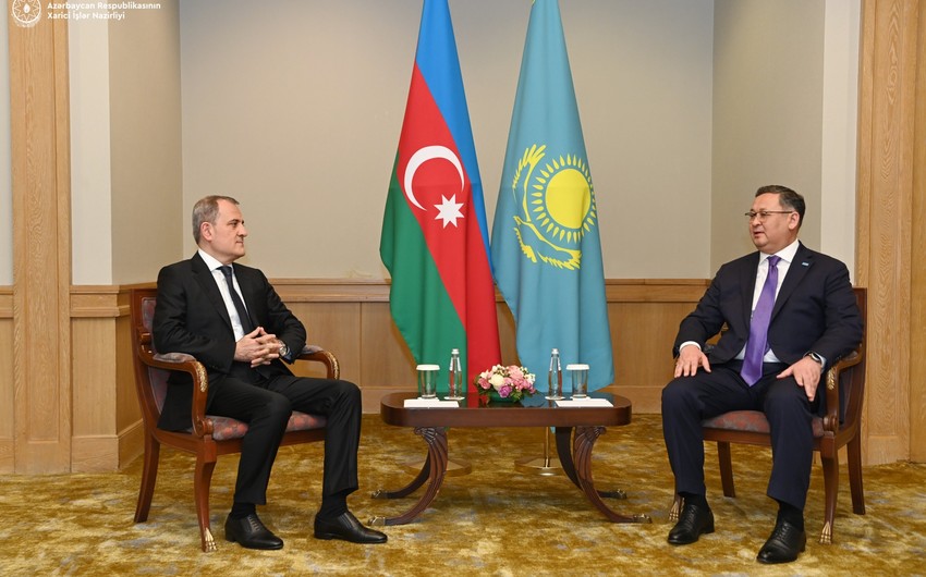 Foreign ministers of Azerbaijan, Kazakhstan discuss Baku-Yerevan normalization