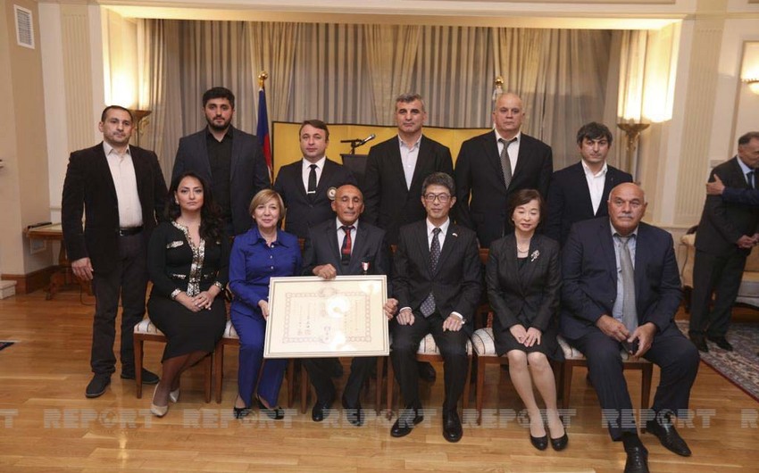 Азербайджанским спортсменам вручили ордена Восходящего Солнца