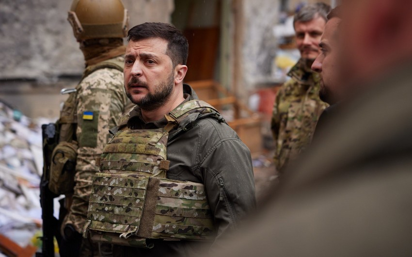 Zelenski: “Müharibə zamanı Ukrayna NATO-ya daxil ola bilməz”