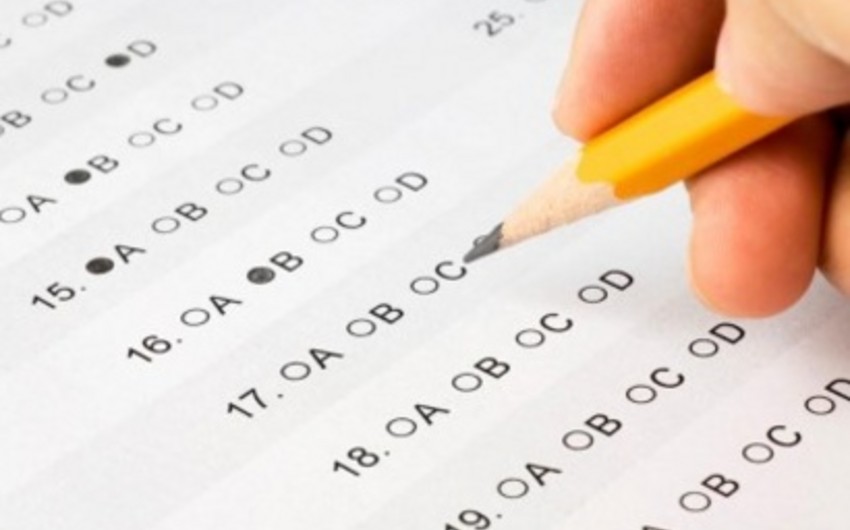 ​На приемных экзаменах в Азербайджане девушки по сравнению со сверстниками показывают лучшие результаты