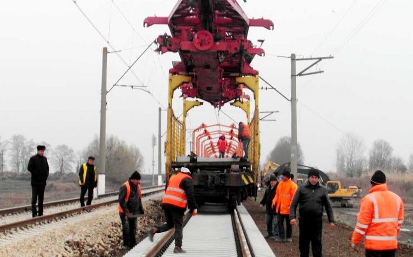 Начата реконструкция 10-километрового участка железной дороги Баку-Беюк Кесик